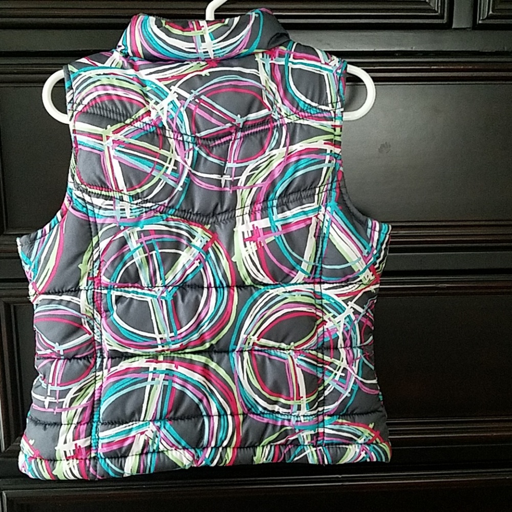 * Girls XS (5) Fleece Lined Puffer Vest - Picture 2 of 5